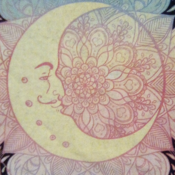 Dreamcatcher top🌟💖🌙 - Picture 3 of 10